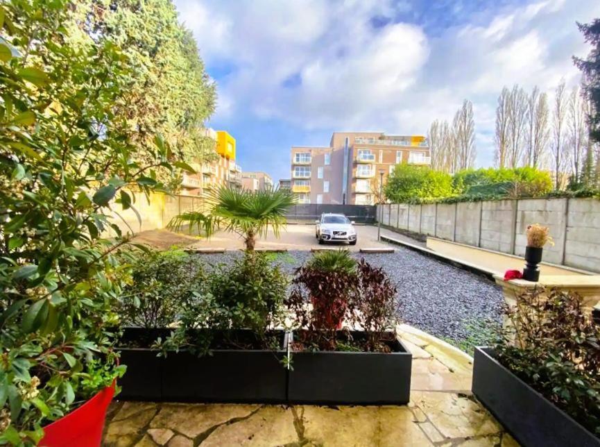 The Sunny ¤ Terrasse ¤ Proche Centre ¤ Parking ¤ Wifi Appartement Amiens Buitenkant foto