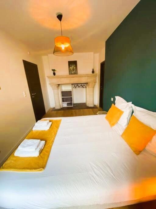 The Sunny ¤ Terrasse ¤ Proche Centre ¤ Parking ¤ Wifi Appartement Amiens Buitenkant foto