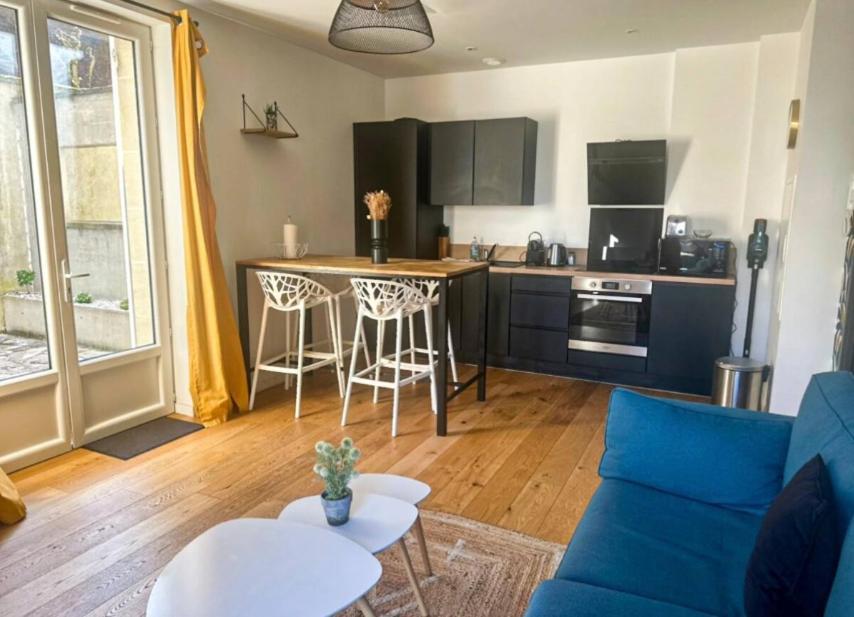 The Sunny ¤ Terrasse ¤ Proche Centre ¤ Parking ¤ Wifi Appartement Amiens Buitenkant foto